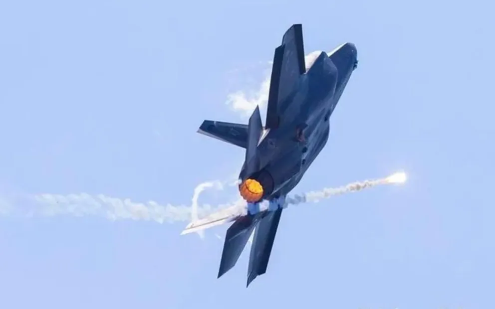 Irán asegura haber derribado un avión F-35 de Estados Unidos