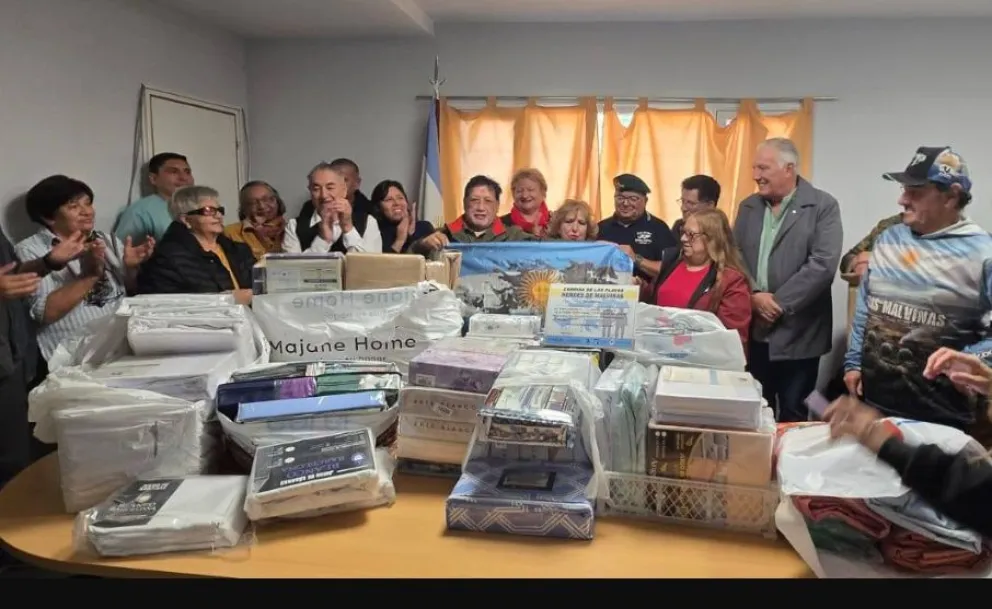 Solidaridad: Entregaron al Hospital Regional las sábanas recaudadas en la Corrida "Héroes de Malvinas"