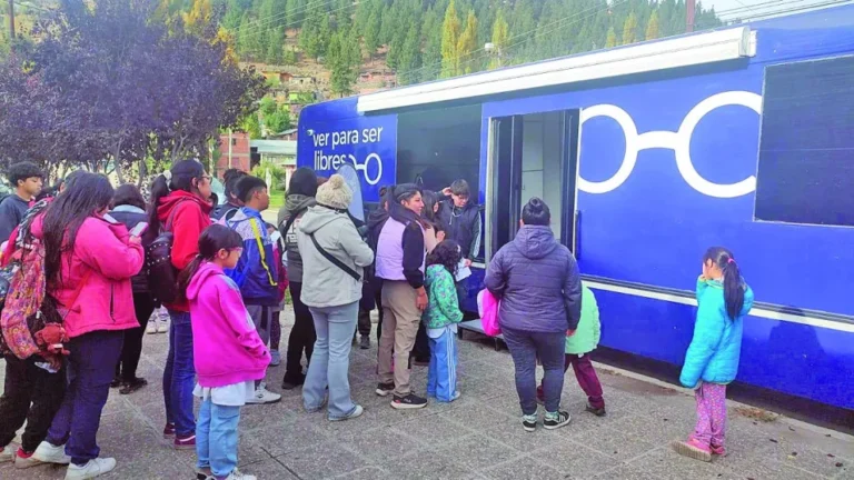 “Ver para ser libres”: ya se hicieron más de 4.600 controles oftalmológicos