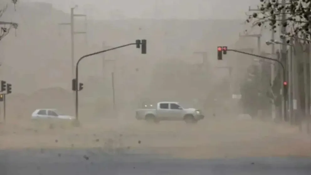 Alerta por vientos de 115 km/h y nevadas en la Patagonia