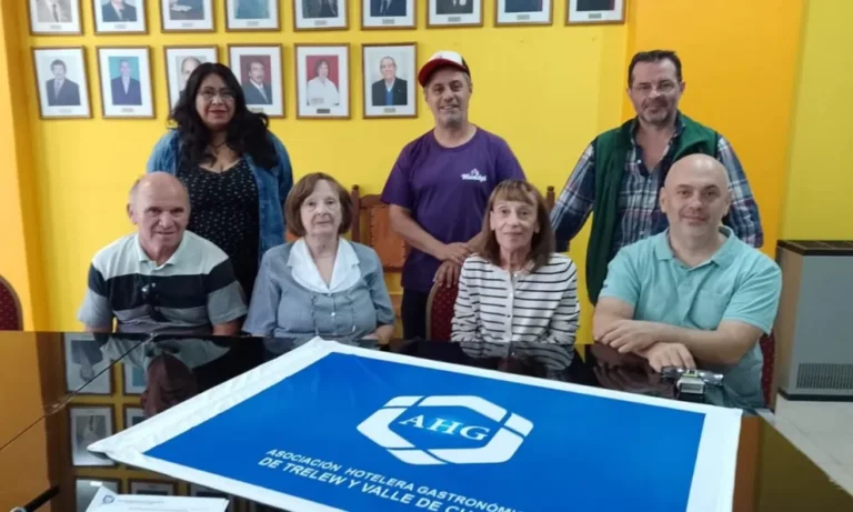 El Hospital Zonal y el Centro de día recibieron fondos de la Asociación Empresaria Hotelera Gastronómica