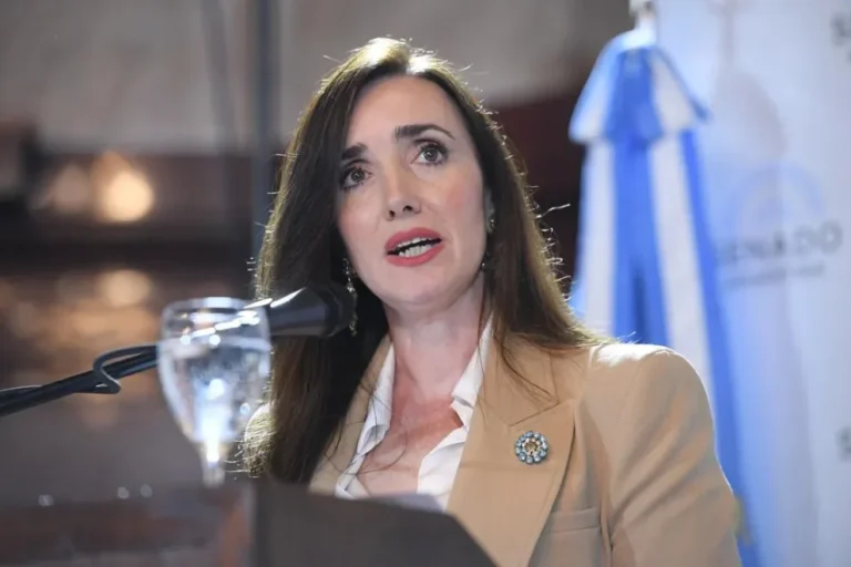 Victoria Villarruel pasó por Comodoro Rivadavia