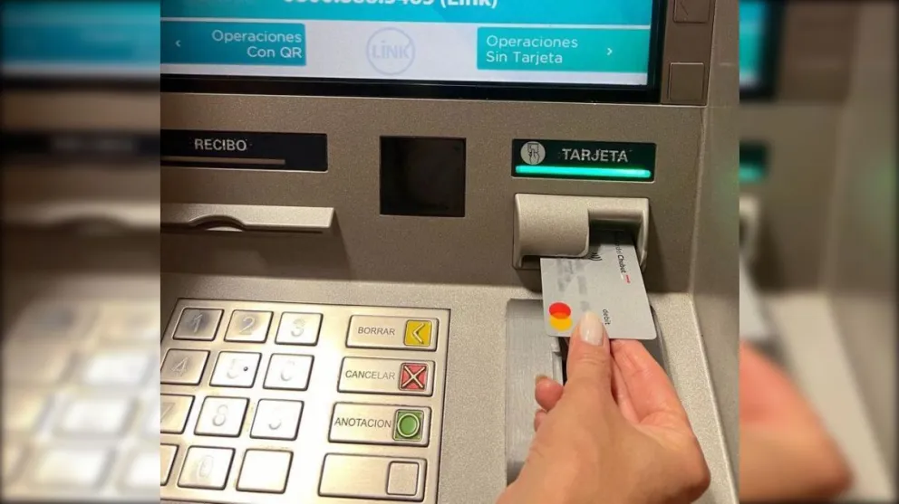 Provincia adelantó el pago de haberes para el viernes