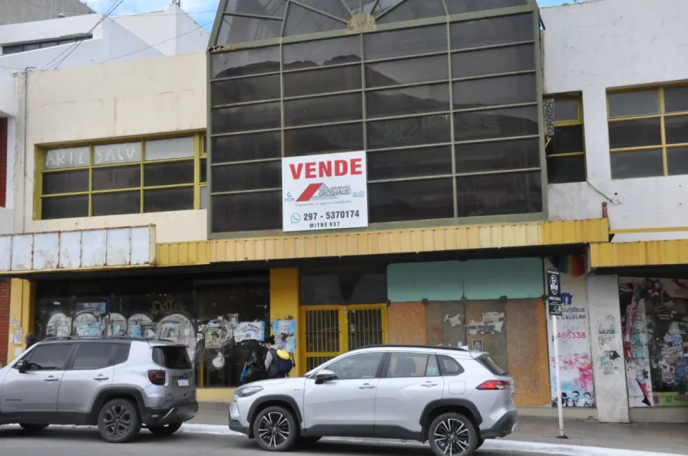 El comercio en el centro de Comodoro, entre el bajo consumo y la competencia informal