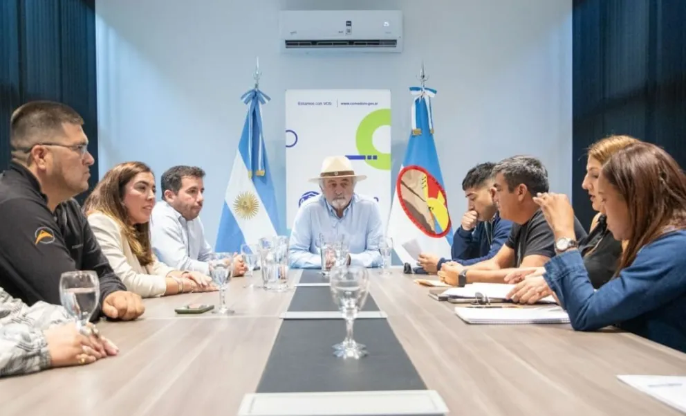 Othar recibió a vecinos de Los Bretes y presentó los proyectos para el barrio