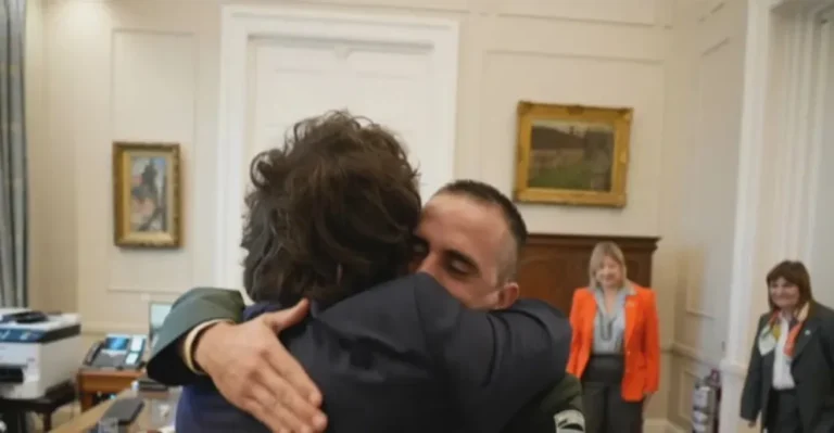 Javier Milei recibió en Casa Rosada al gendarme Nahuel Gallo tras su cautiverio en Venezuela