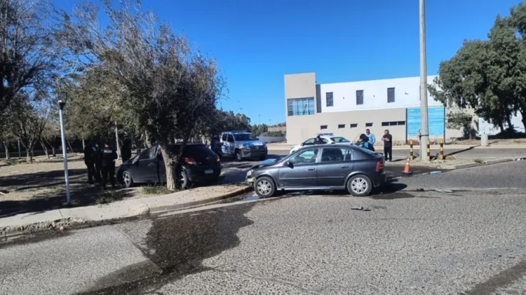 Conducía con 2,47 de alcohol en sangre y provocó una colisión