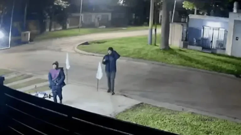 Tiroteo en una estación de servicio: un repartidor repelió un asalto a balazos