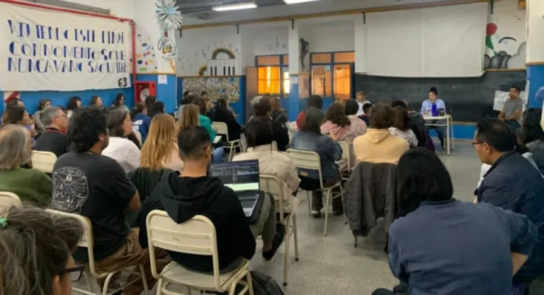 Fiscalía brindó charla a docentes sobre amenazas en escuelas difundidas en redes sociales