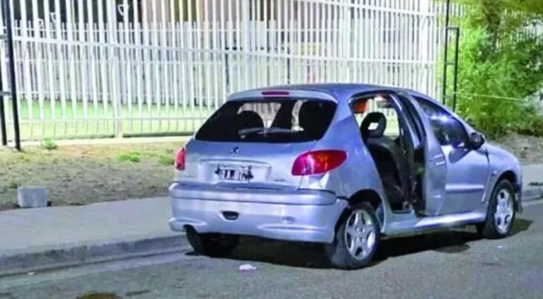 La Brigada logró descifrar modelo y marca del auto de los tiradores del doble crimen