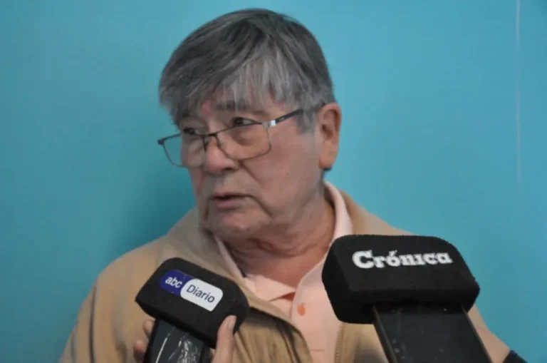 Jubilados de Comodoro denuncian "abandono de persona" por parte de PAMI y piden intervención judicial