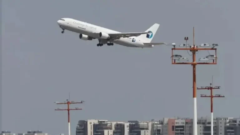 Irán restablece sus vuelos internacionales tras el cese de hostilidades