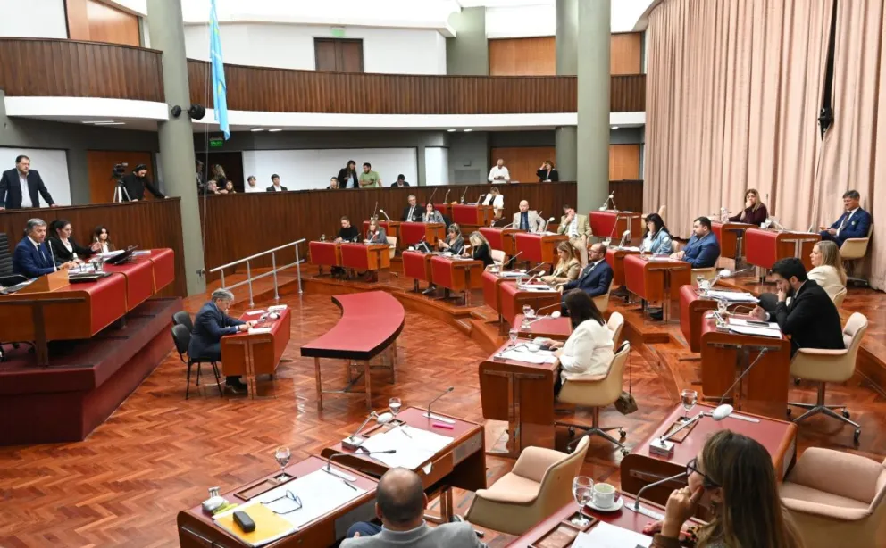 La Legislatura aprobó el acuerdo por el cual ANSES pagará a Chubut una deuda de $48 mil millones