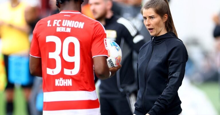 Marie-Louise Eta hizo historia en Europa: debutó en Union Berlín y es la primera DT mujer en las cinco grandes ligas, aunque no pudo festejar