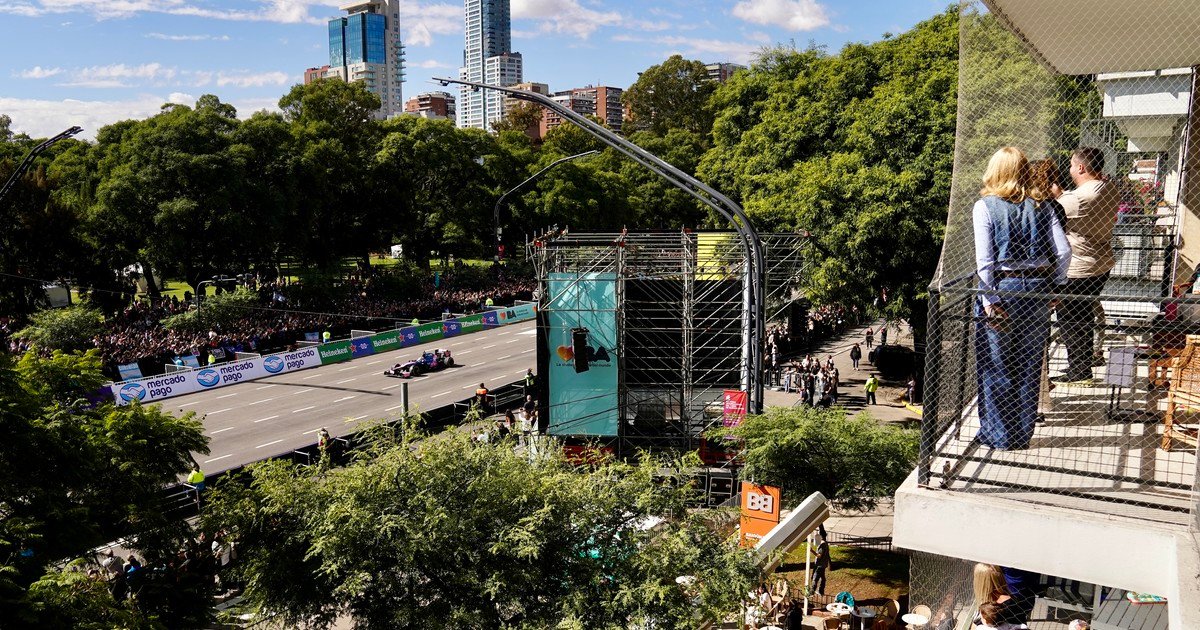 Ver a Colapinto desde un balcón de Avenida del Libertador: el día en que el barrio más paquete de Buenos Aires se convirtió en Montecarlo por un rato