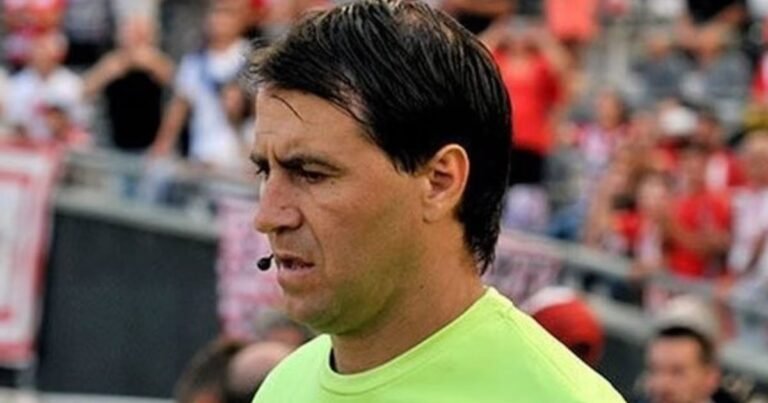 Habló Héctor Paletta, el árbitro del VAR en el polémico River vs Boca: "Sigo convencido de que no fue penal"