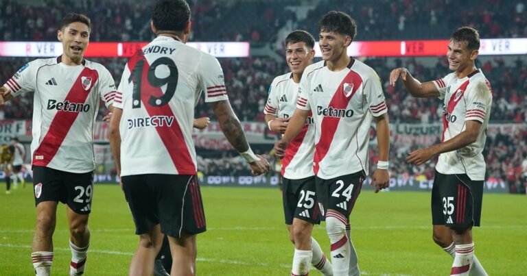 Así están las tablas del Torneo Apertura y los cruces de octavos: Independiente podría chocar con River pero antes se juega la clasificación con San Lorenzo