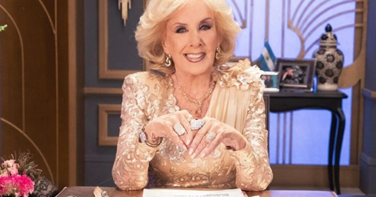 Otra vez Mirtha Legrand faltará a su programa: mejora de su cuadro respiratorio, sigue con tos y los médicos le aconsejaron no salir de su casa
