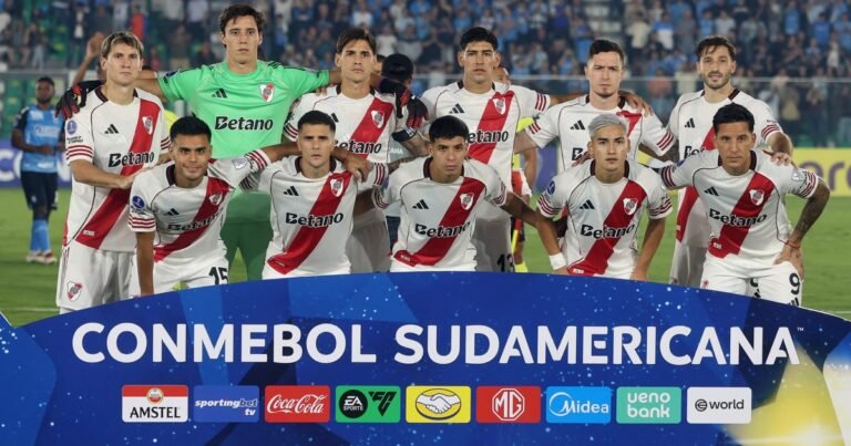 Malestar de los hinchas de River porque no podían ver el partido: memes, tendencia en las redes y críticas a la transmisión