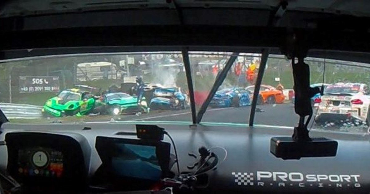 Tragedia en Nürburgring: murió el piloto Juha Miettinen tras un brutal choque múltiple que involucró siete autos