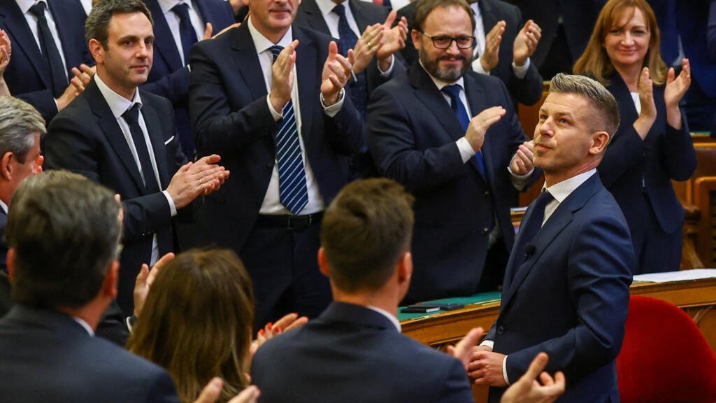 Hungría: el proeuropeo Péter Magyar llega al poder con la promesa de un cambio tras el fin de la era Orbán