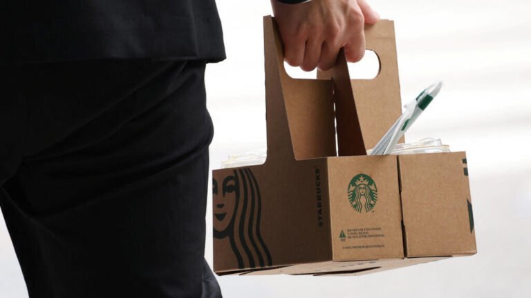 Starbucks Corea del Sur se disculpa públicamente por campaña que evoca una sangrienta represión