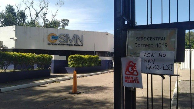 Motosierra en el Servicio Meteorológico: afirman que está en riesgo el tráfico aéreo y marítimo