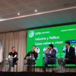 Empresarios, políticos y académicos debaten el modelo productivo en la UBA