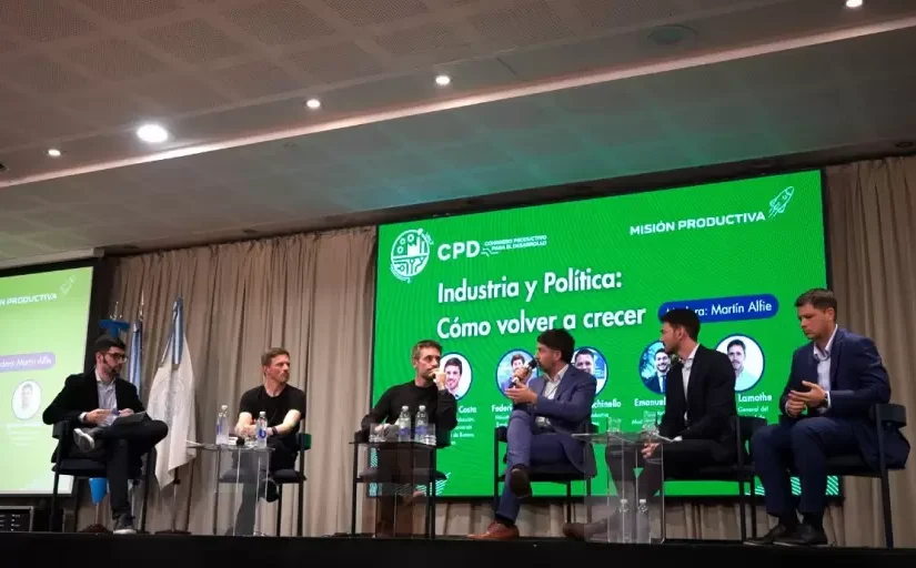 Empresarios, políticos y académicos debaten el modelo productivo en la UBA