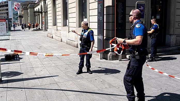 Suiza, imágenes del lugar tras el apuñalamiento en la estación de Winterthur con 3 heridos