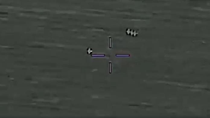 Un caza sigue a un ovni en un vídeo recién difundido por el Pentágono