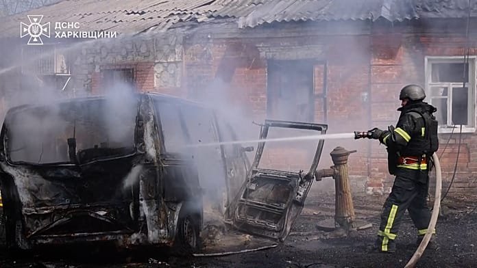 Rusia ataca un barrio residencial de Járkov mientras se intensifican los ataques con drones