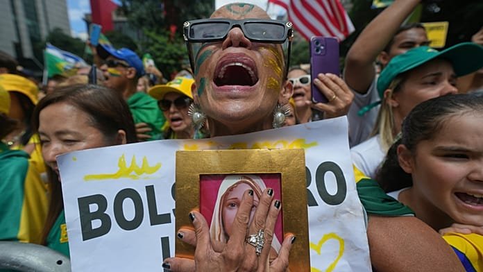 El Congreso de Brasil reduce la pena de cárcel por intento de golpismo del expresidente Bolsonaro