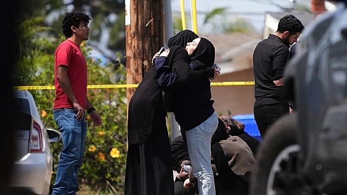 Al menos 3 muertos y un herido tras un atentado suicida en el Centro Islámico de San Diego