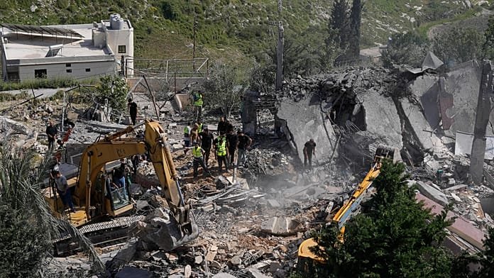 Nuevos bombardeos israelíes en Líbano dejan al menos 39 muertos