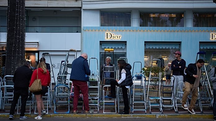 Festival de Cannes 2026, fans aseguran sitios en la alfombra roja antes del inicio