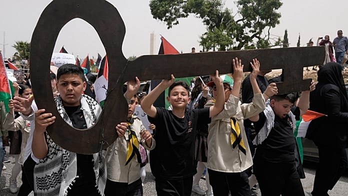 Los palestinos se concentran en Ramala para recordar el 78 aniversario de la Nakba, la expulsión de su territorio