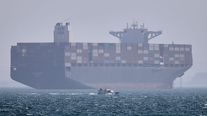 Reino Unido alerta del secuestro de un buque frente a Emiratos y su rumbo hacia aguas iraníes