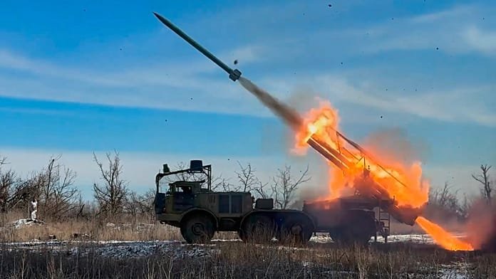 Rusia lanza ataques contra Ucrania tras expirar la tregua de 72 horas