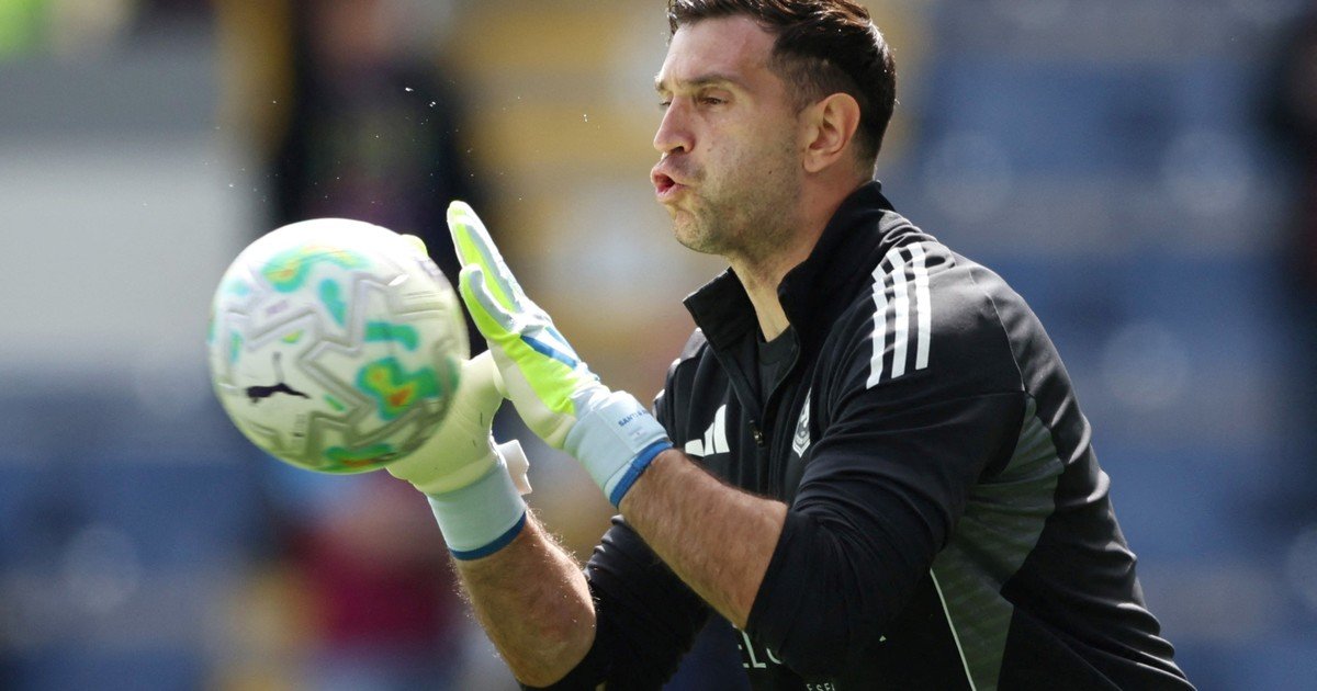 Burnley vs Aston Villa con Dibu Martínez, EN VIVO, por la Premier League: minuto a minuto, en directo