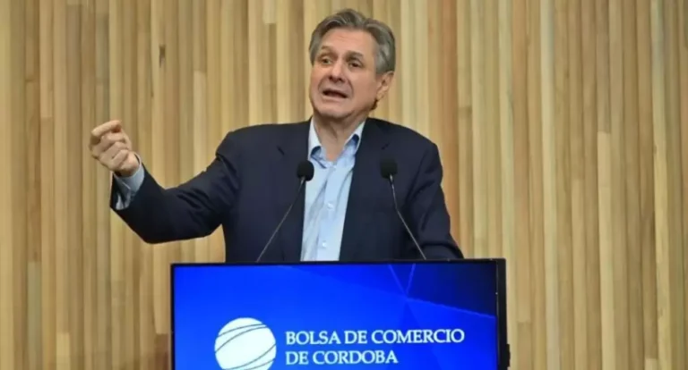 Privatizaciones: Daza reveló que el Gobierno espera sumar US$ 3.000 millones y anticipó una baja del riesgo país