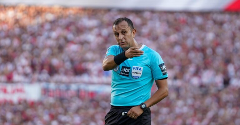La Liga Profesional cambió el horario de Rosario Central vs Racing y anunció los árbitros para los cuartos de final