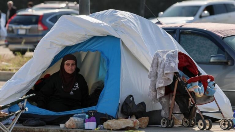 Ser madre en medio del miedo (2/4): Beirut, donde el desplazamiento tiene rostro de mujer