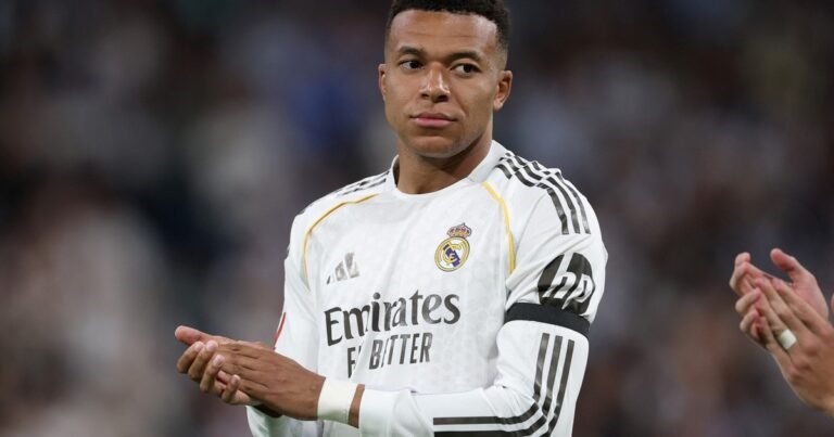 Mbappé afuera del clásico con Barcelona: la decisión de Arbeloa que suma otro sacudón en un Real Madrid en crisis