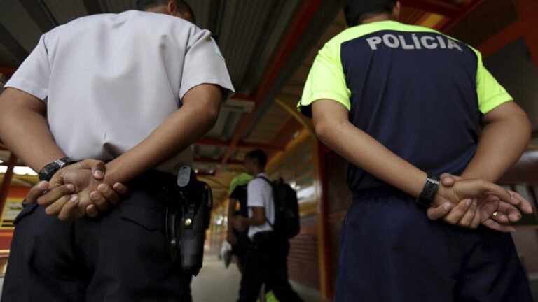 Dos muertas, cinco heridos, un tirador de 13 años: ¿está repuntando la violencia armada en las escuelas de Brasil?
