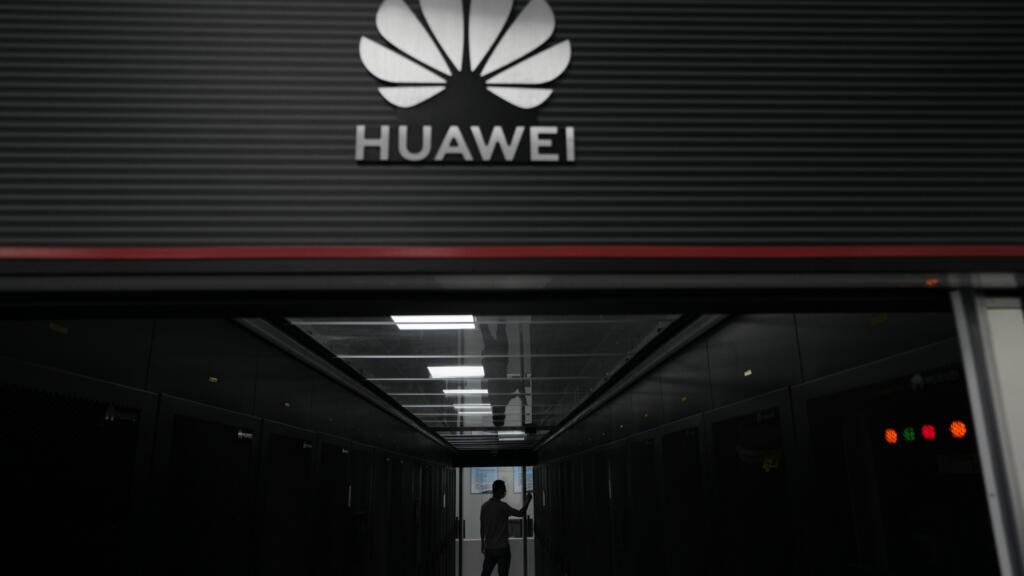 Huawei impulsa nueva teoría de chips y dispara las acciones del sector chino