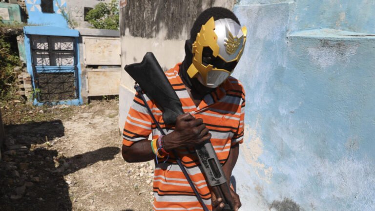 Haití: niños en manos de pandillas enfrentan un futuro incierto pese a la nueva fuerza de la ONU