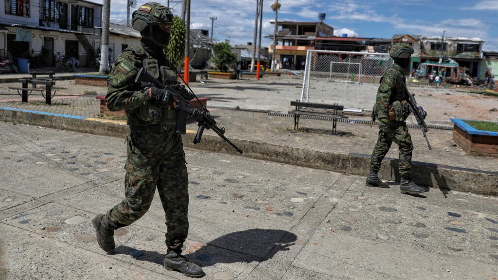 La violencia armada domina la campaña en Colombia, a medida que se acercan las presidenciales