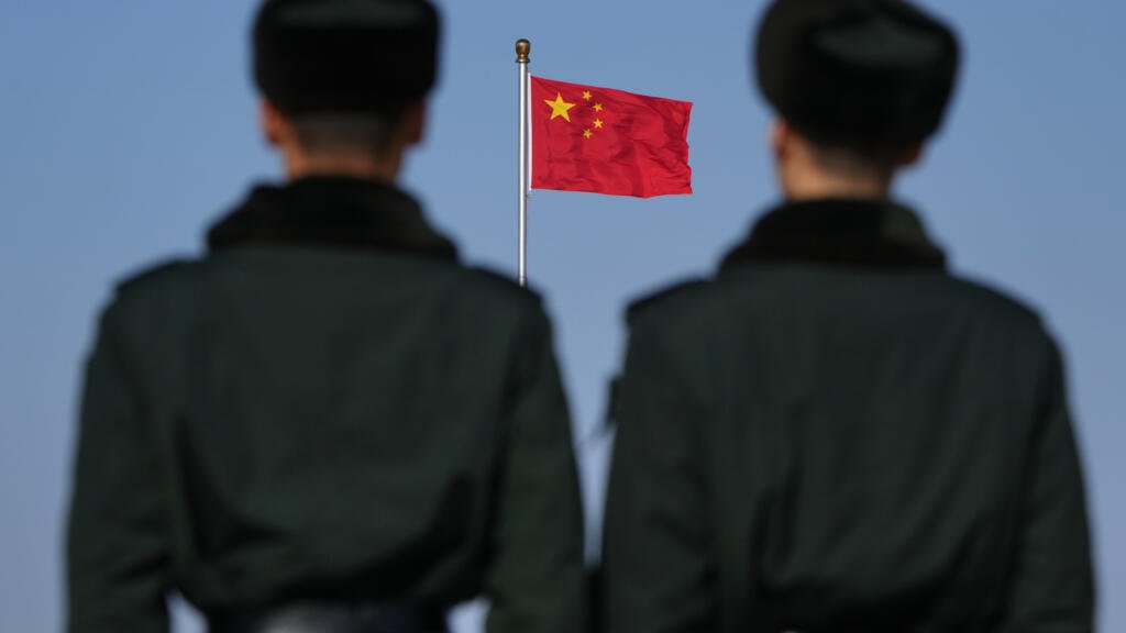 China ignora sanciones de EE. UU. y asegura abastecimiento energético con crudo iraní