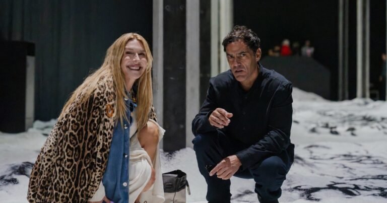 Amalia Amoedo adquirió "Monitor Yin Yang", la impactante obra de Matías Duville en la Bienal de Venecia